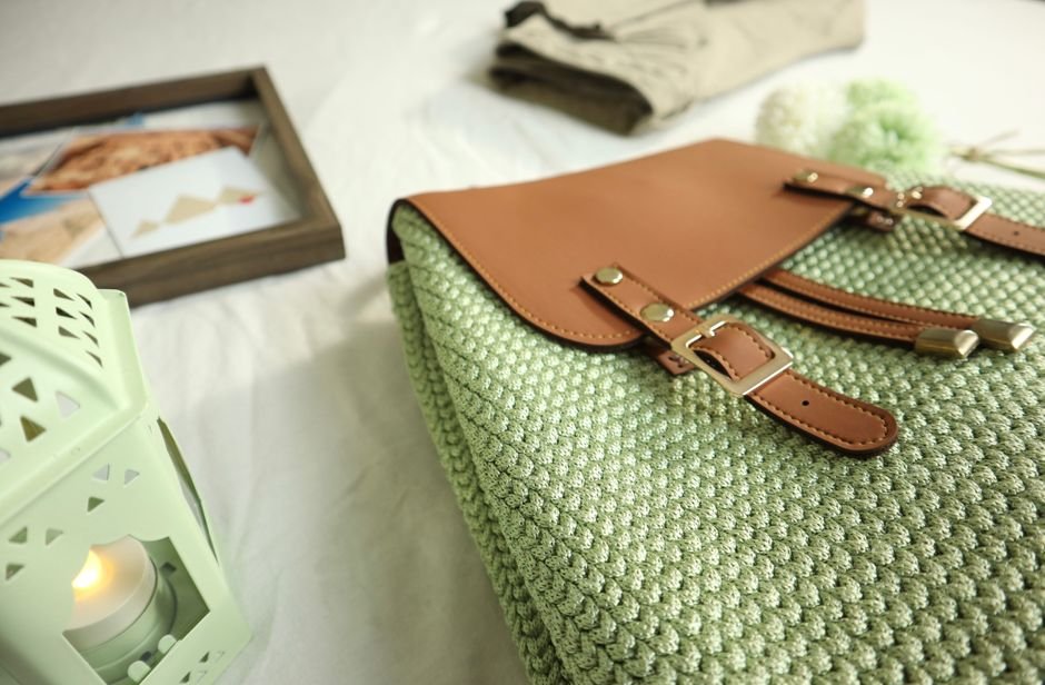 Bolsa de ombro retangular