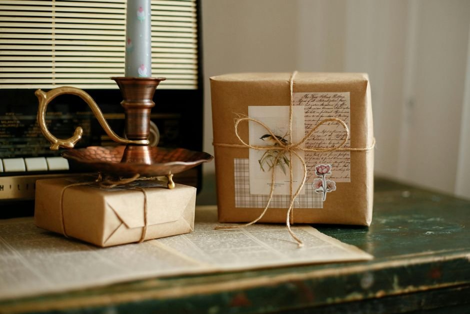 Ideia 2: vela aromática com rótulo personalizado