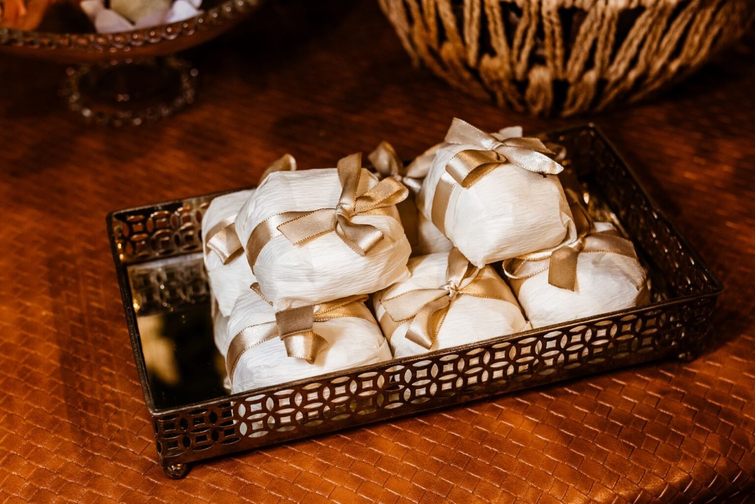 Lembrancinha de Bodas de Ouro: ideias douradas para celebrar 50 anos de amor