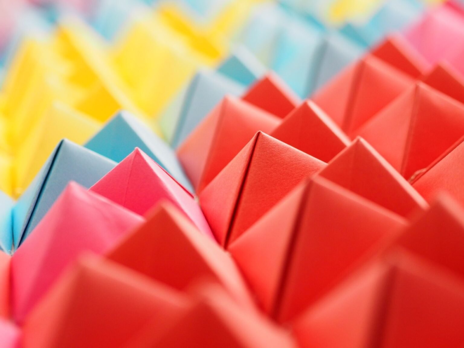 Origami: 7 dobraduras fáceis para começar hoje mesmo com papel de casa