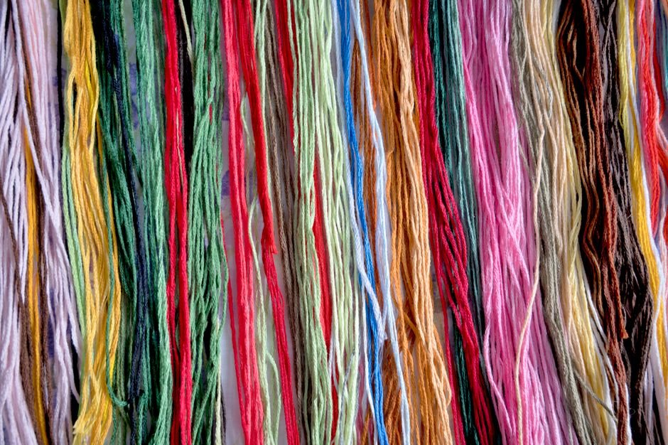 String Art de Flor Colorida