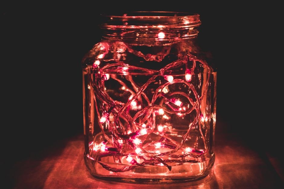 1. Luminária com luzinhas de LED