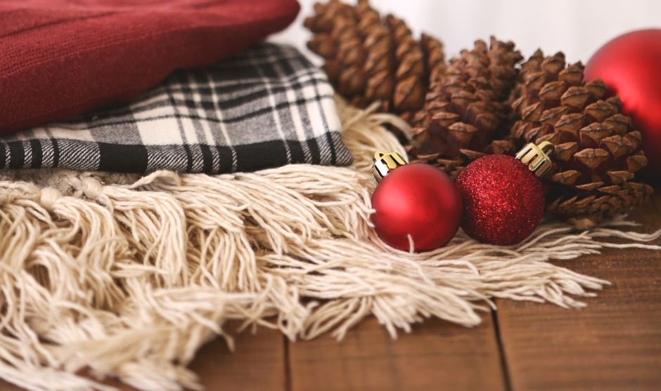 1. Pompom para enfeitar guirlanda de Natal